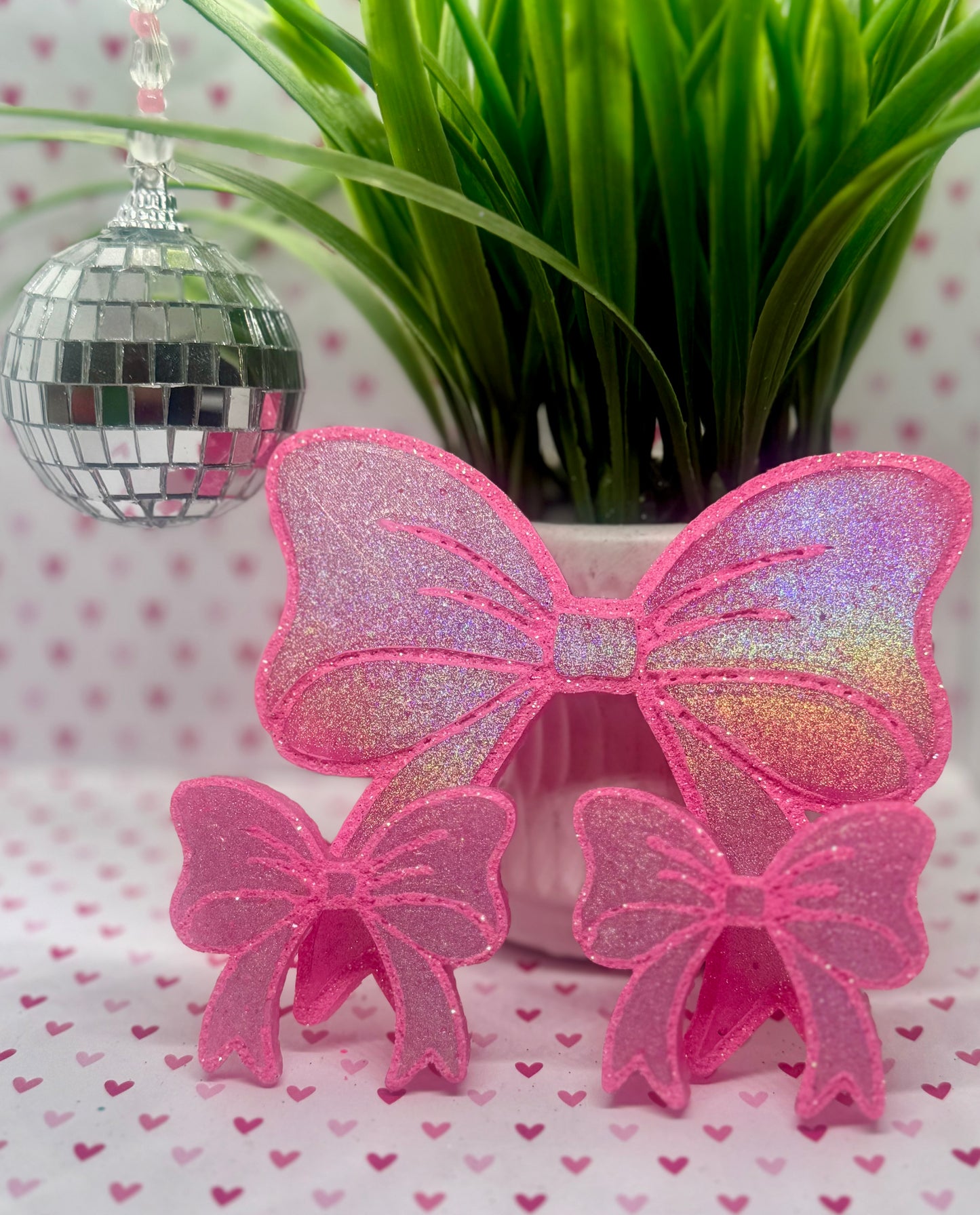 PINK HOLOGRAPHIC BOW SET WITH VENTS