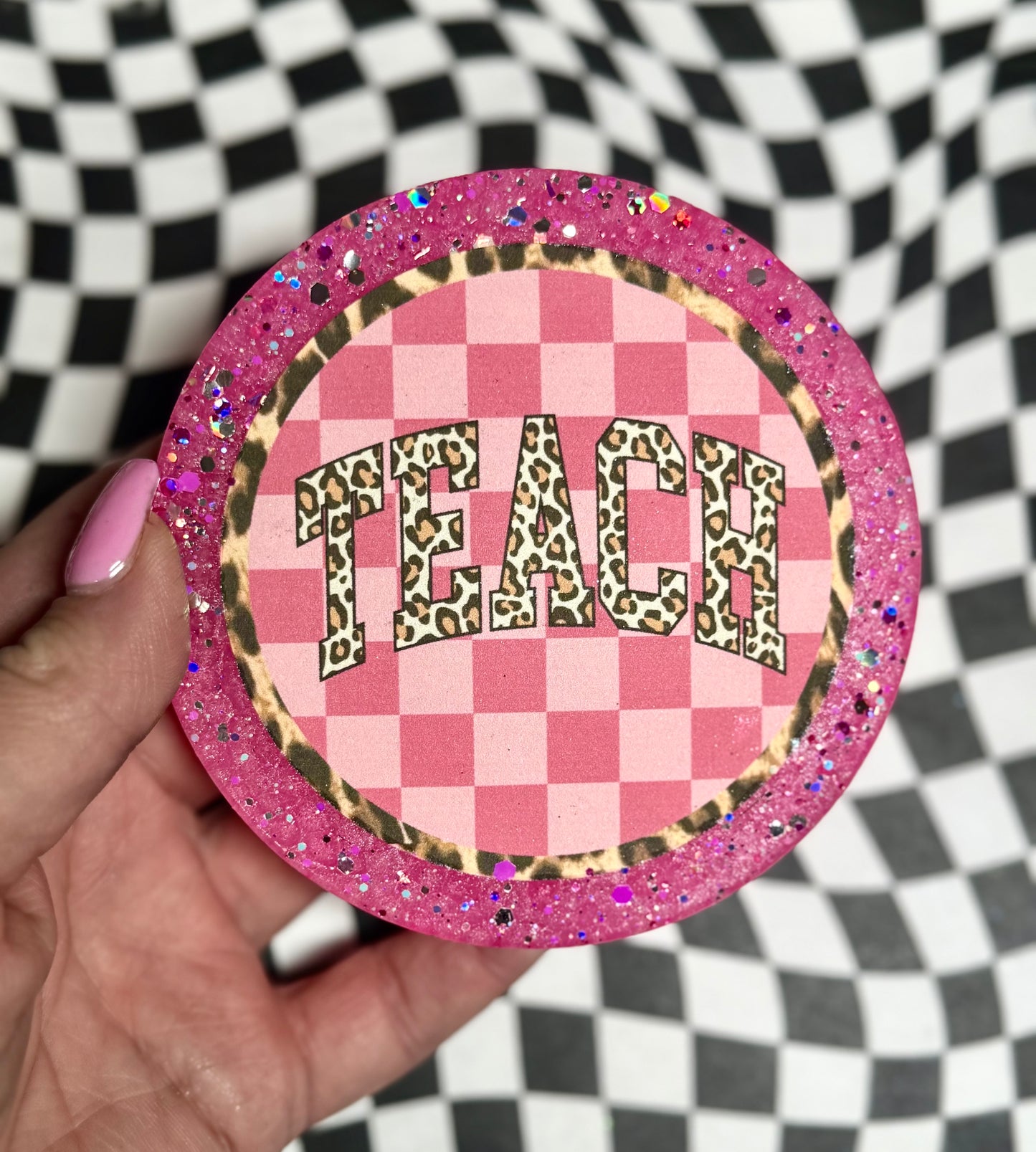 Pink Scalloped Teacher Circle