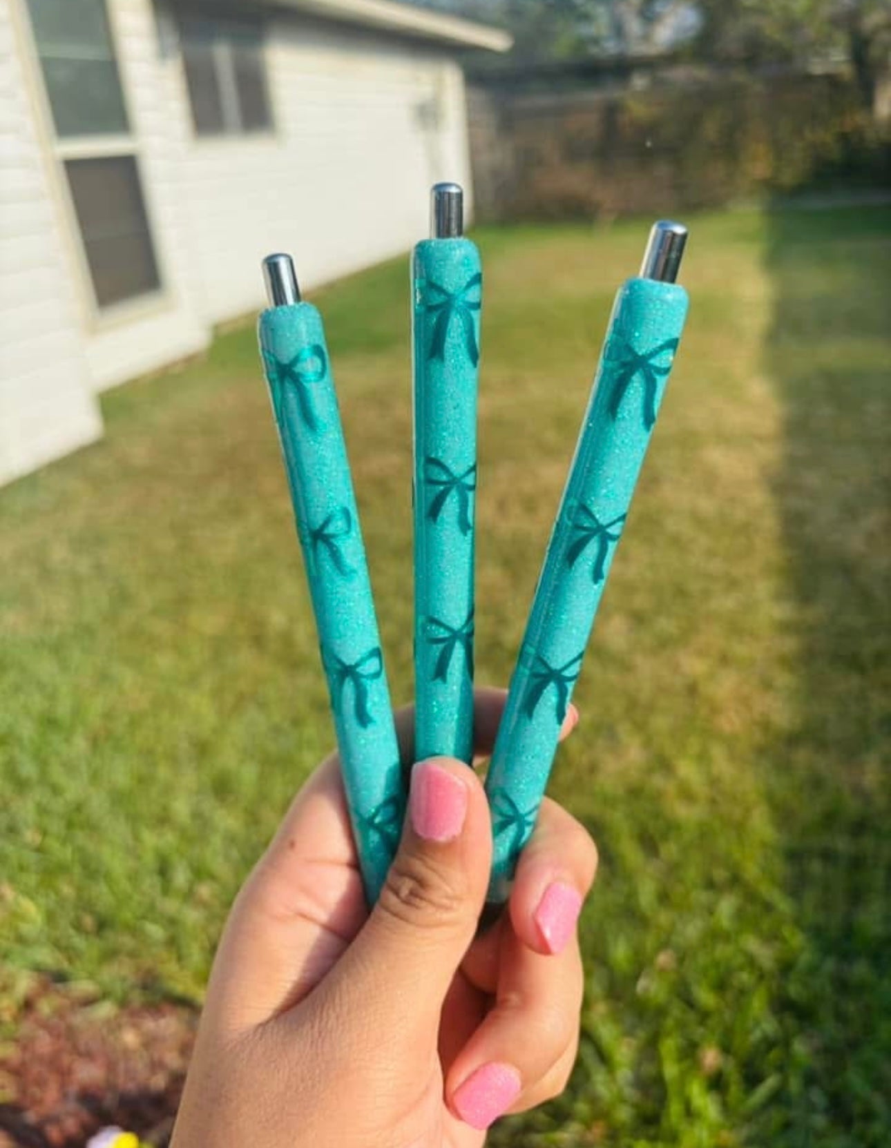 Turquoise Bows Glitter Pen Pre-Order