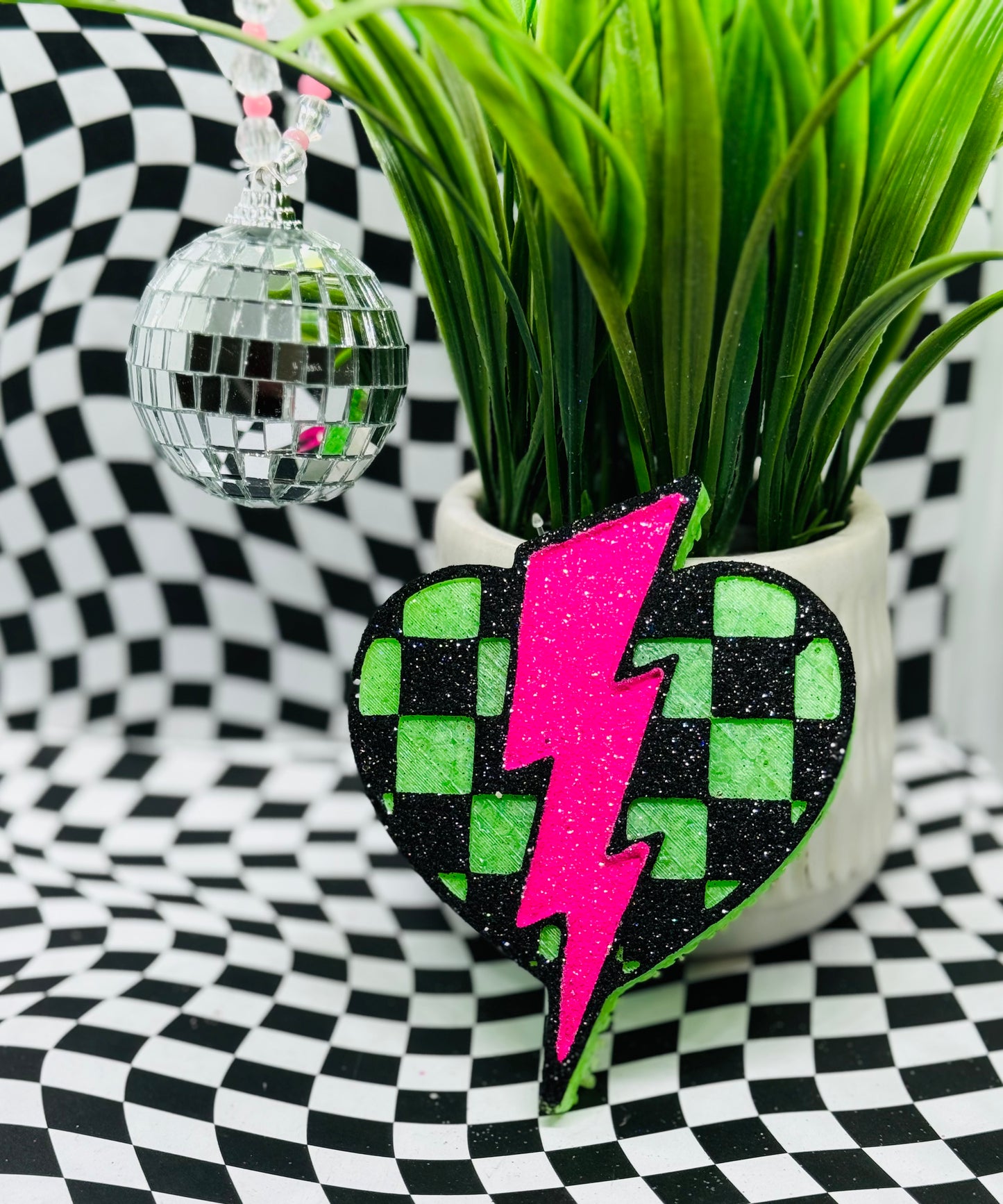 Checkered Lightning Bolt Heart