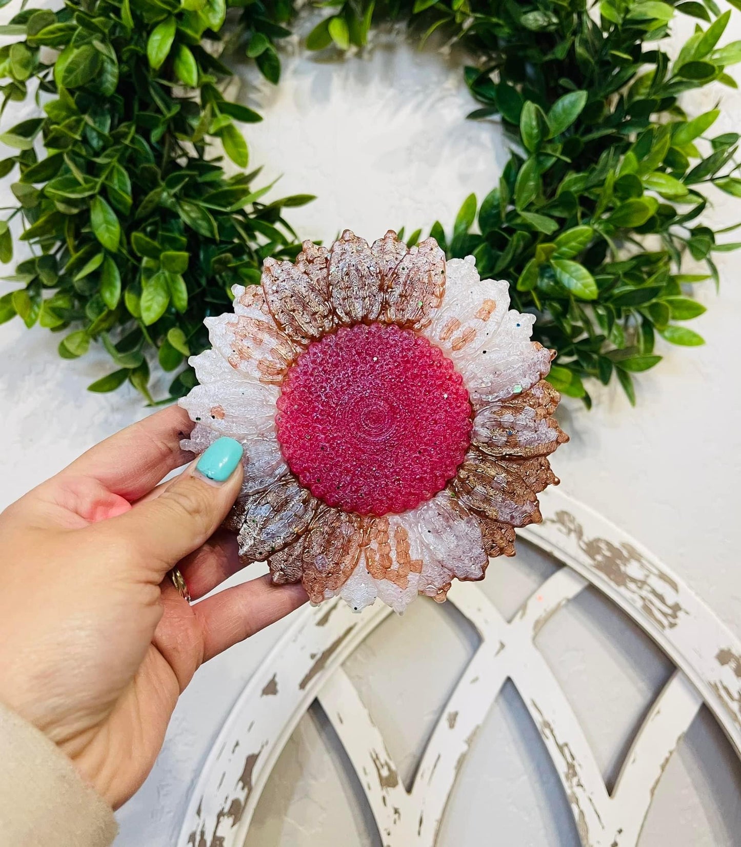 Brown & White Cow Sunflower 🤎🐮