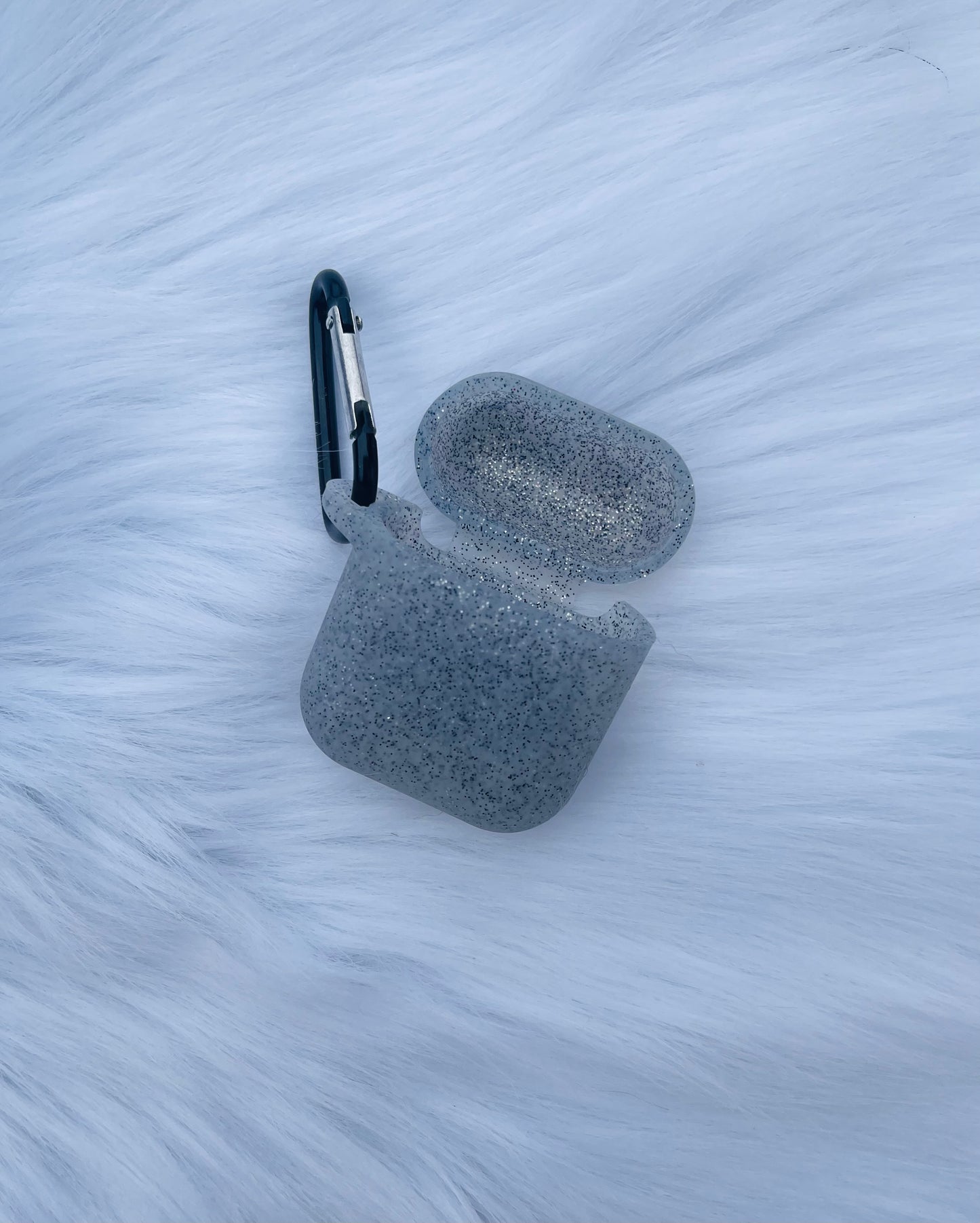 ✨Silver Glitter AirPods Silicone Case✨