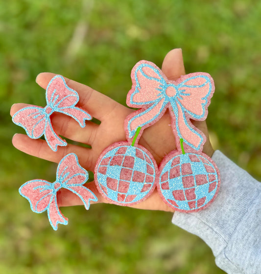 CHERRIES W/BOW