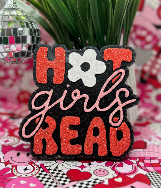 Hot Girls Read