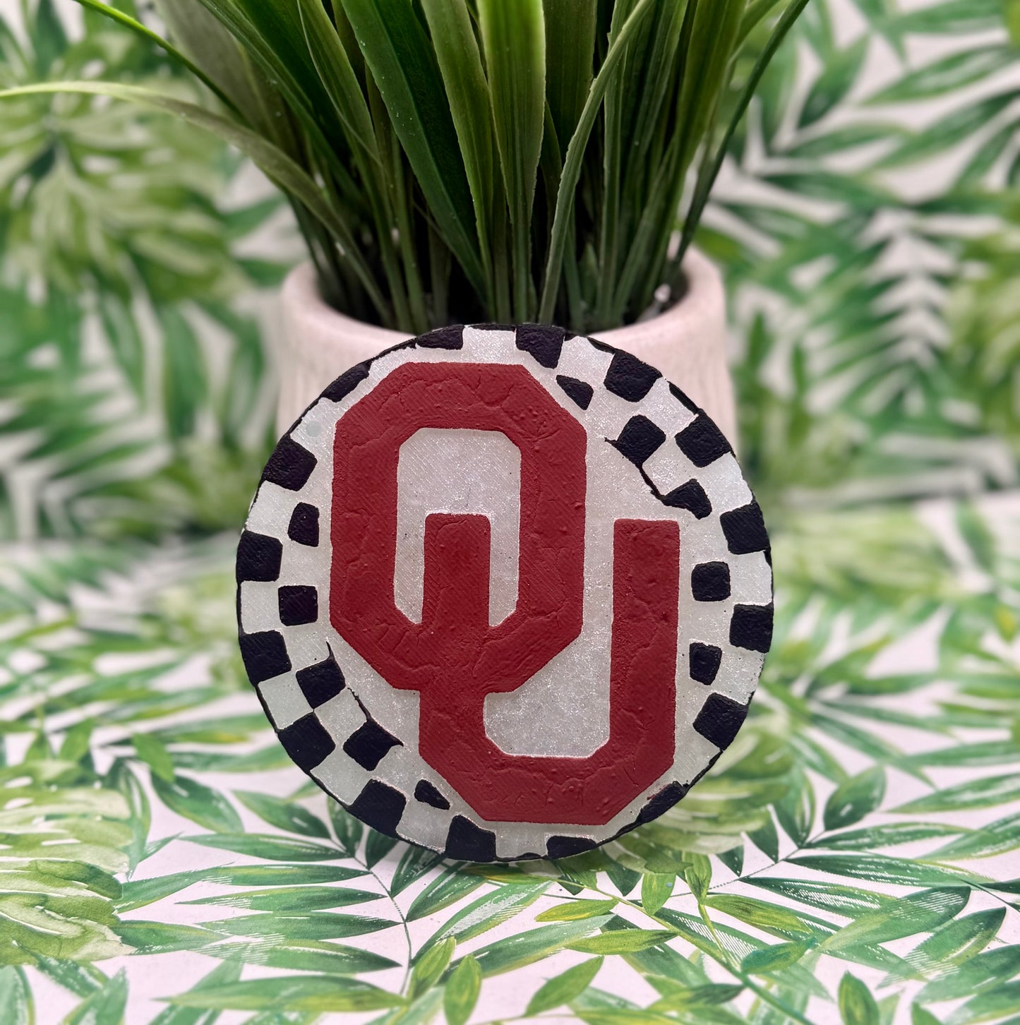 Checkered OU