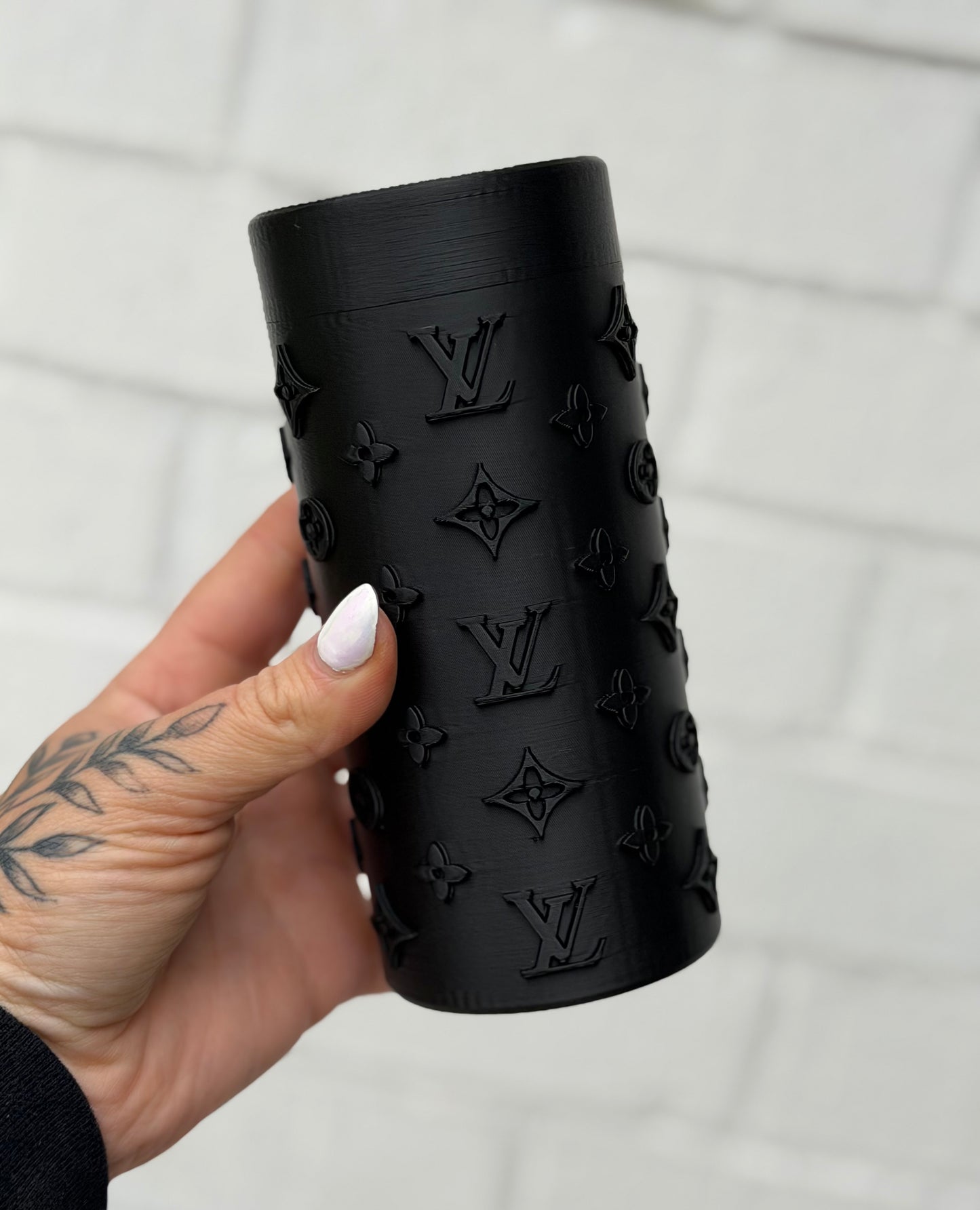 12oz LV Skinny Can Cooler