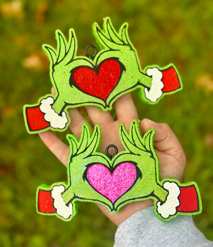 💚❤️Grinch Heart Hands❤️💚