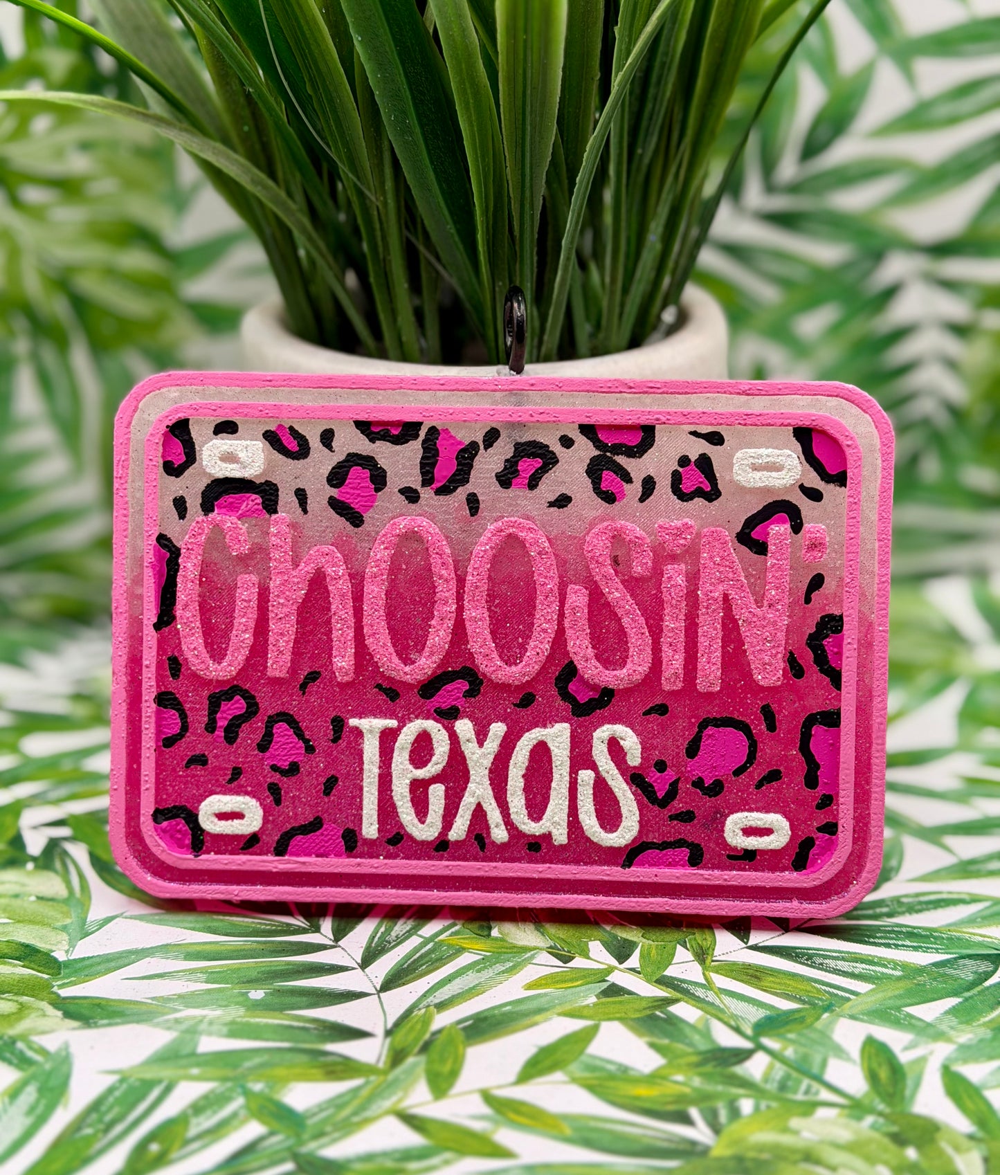 Choosin’ Texas pink leopard