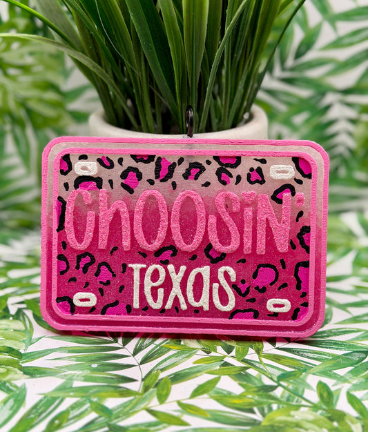 Choosin’ Texas pink leopard