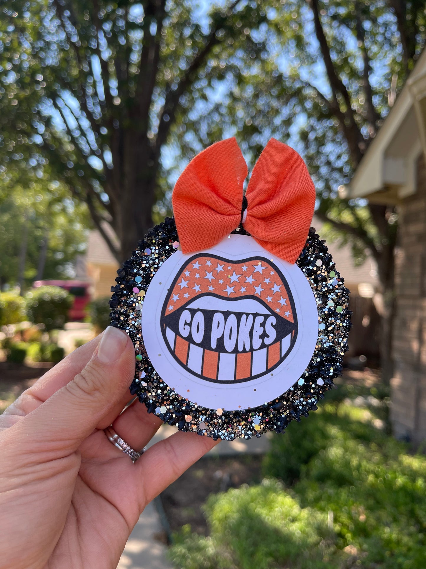 🧡🏈GO POKES LIPS🏈🧡(bow not included)