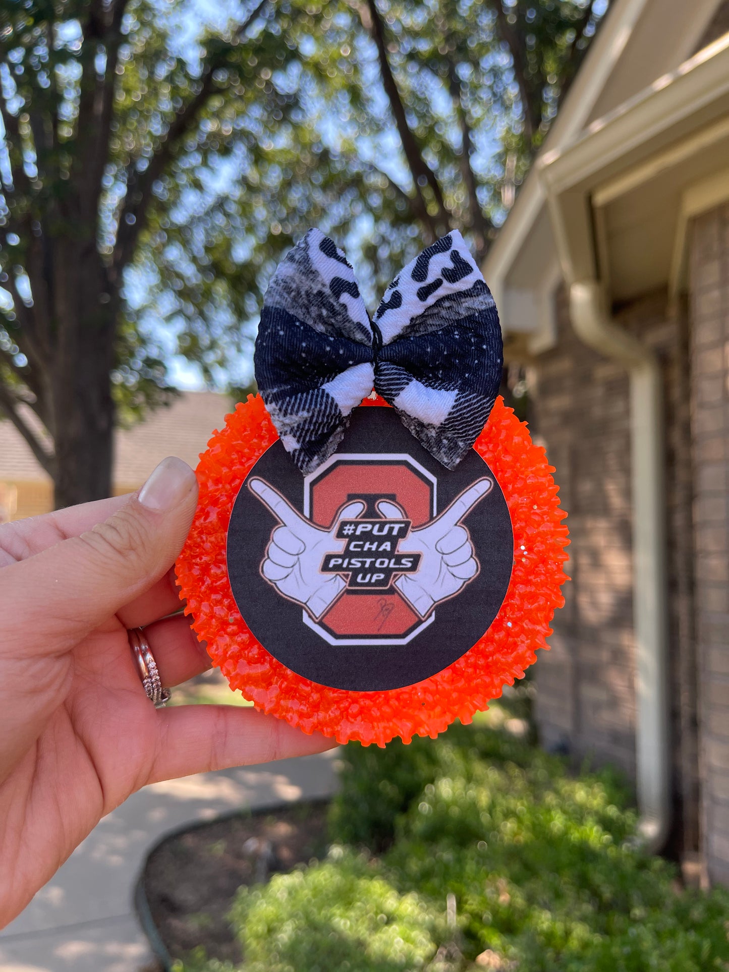 🧡🏈PUT CHA PISTOLS UP🏈🧡(bow not included)