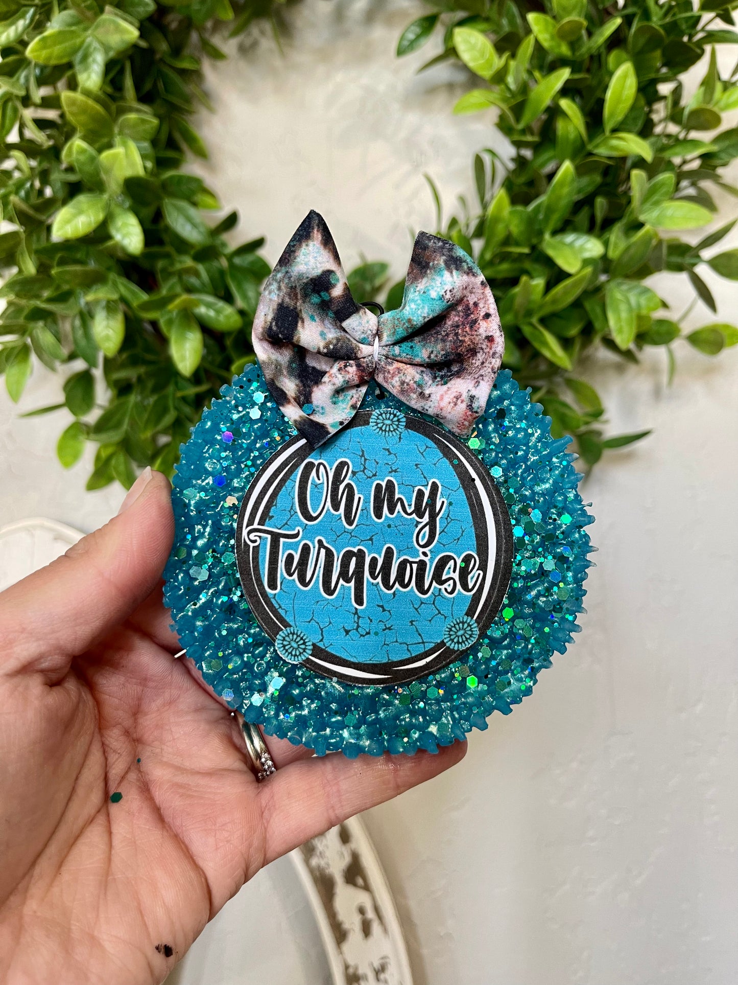 Oh my Turquoise BOW NOT INCLUDED CAN BE ADDED IN ACCESSORIES