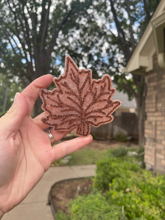 🍁Tan leaf with brown glitter🍁