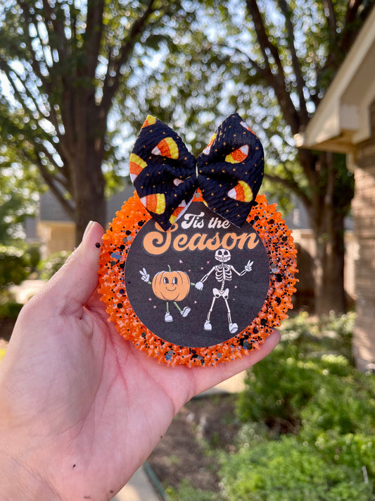 🎃 It’s’ the Season 🎃 (bow not included)